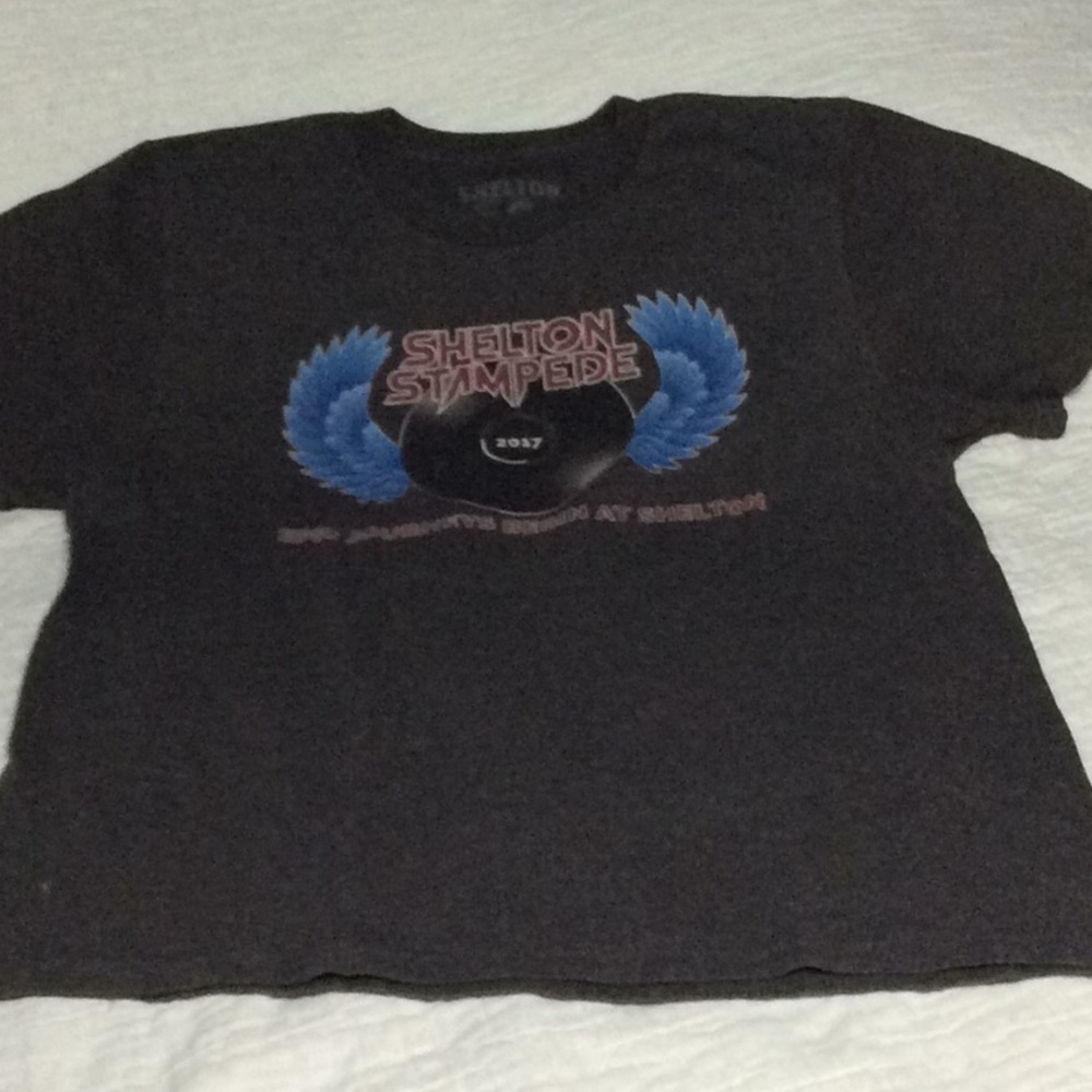 2017 Blake Shelton concert tee size med.   M03